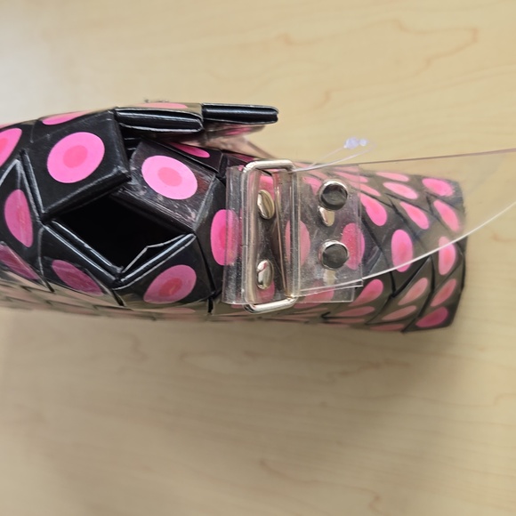 Rebagz Half The Sky Designs pink polka dot messenger/computer bag - Picture 7 of 16